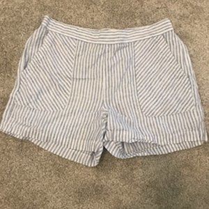 Ellen Tracy Blue and White Striped Linen Shorts. M